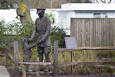 Harry Colebourn and Winnie the Bear Sculpture